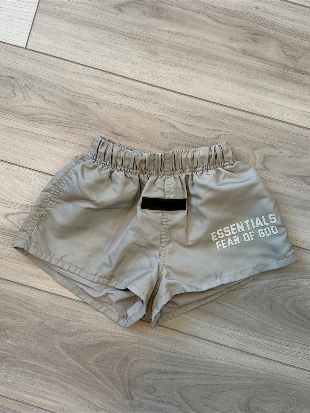 Essential Fear of God Beige Kid ’s Shorts
